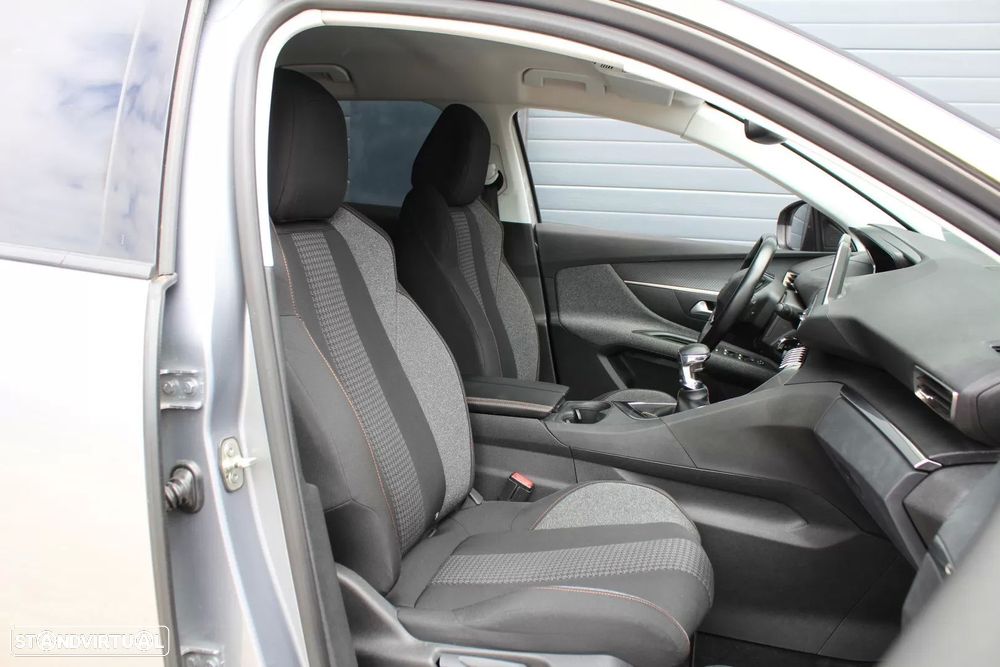 Peugeot 3008 1.2 PureTech Style - 10