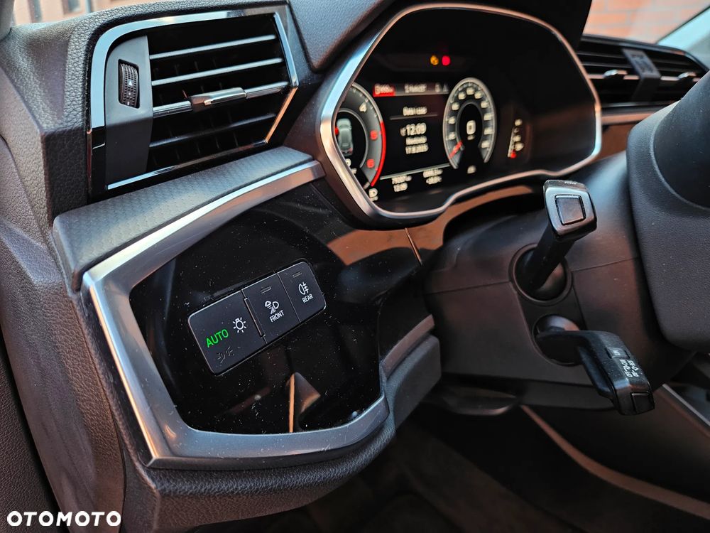 Audi Q3 40 TDI Quattro S Line S tronic - 11