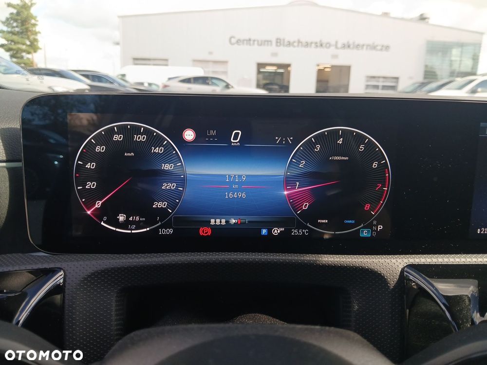 Mercedes-Benz Klasa A 200 AMG Line 7G-DCT - 24