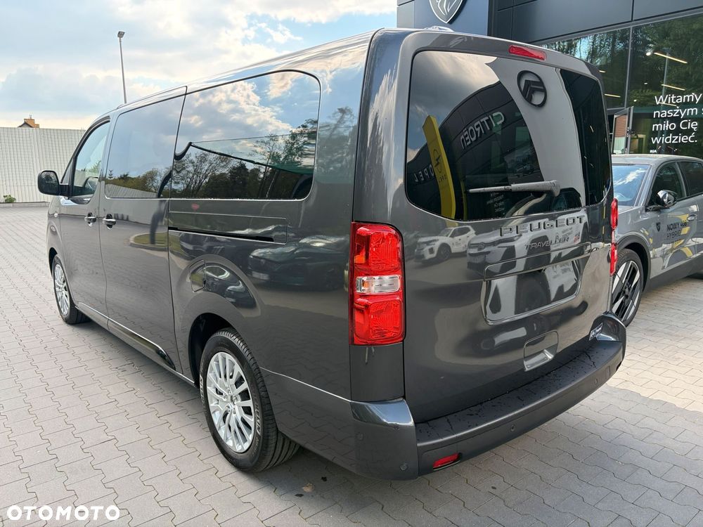Peugeot Traveller - 4