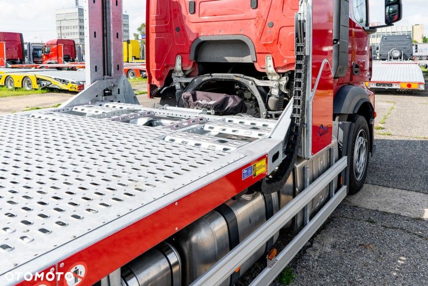 Mercedes-Benz Actros - 5