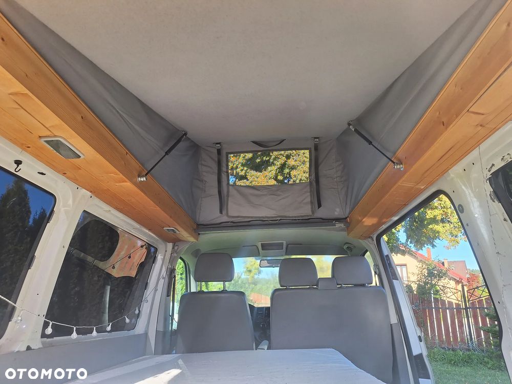 Volkswagen Transporter - 11
