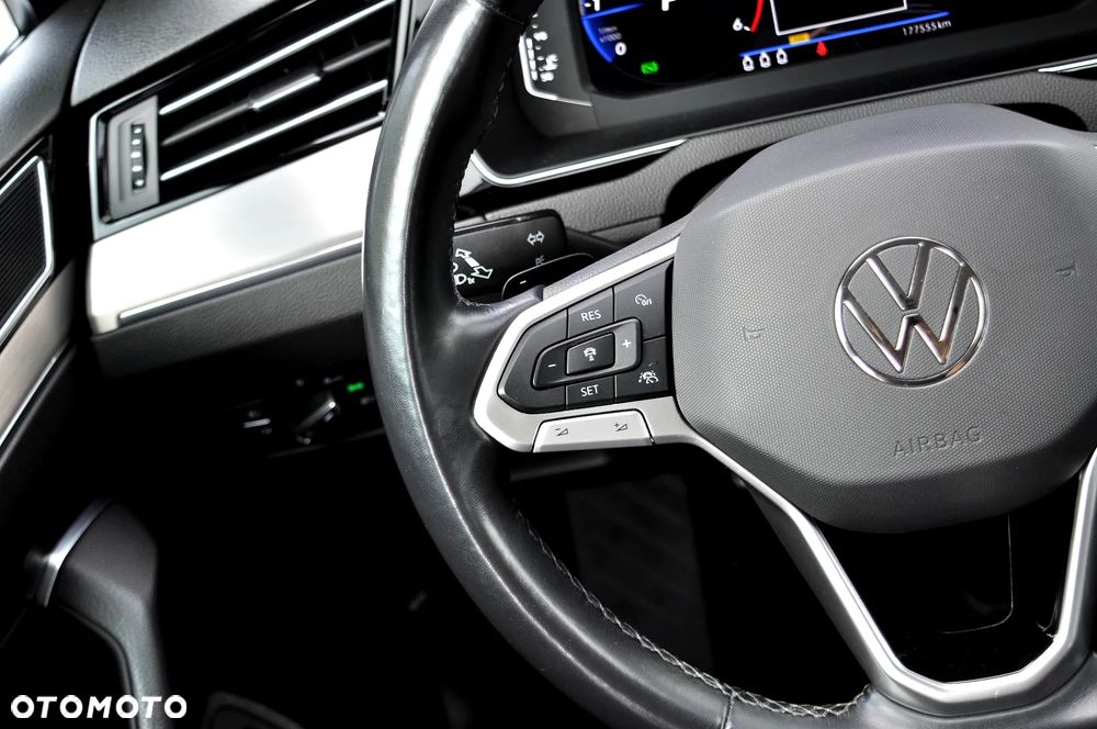 Volkswagen Passat 2.0 TDI EVO Elegance DSG - 17