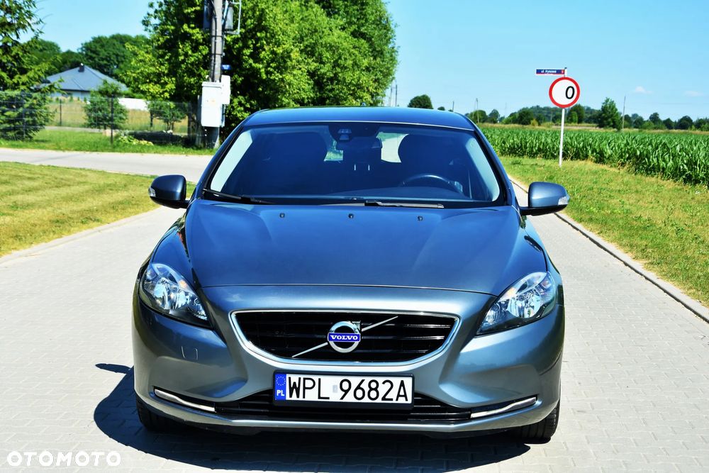 Volvo V40 D2 Momentum - 3