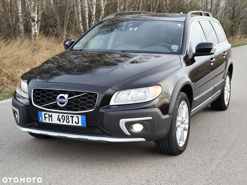 Volvo XC 70 T5 AWD Summum - 1