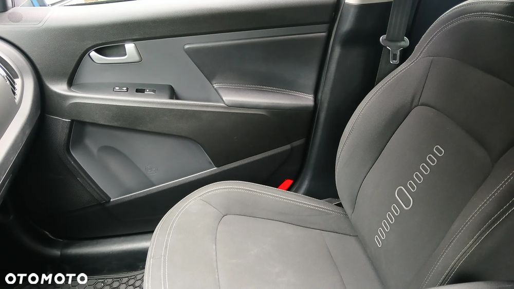 Kia Sportage - 12
