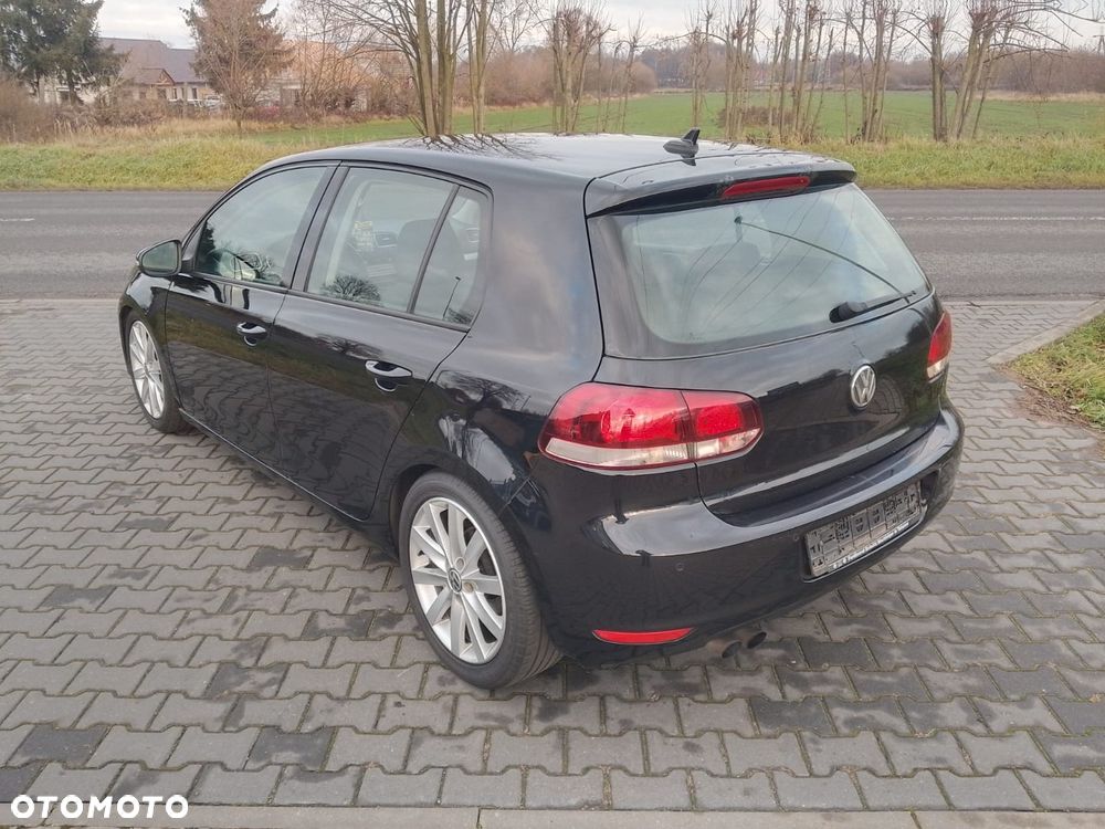 Volkswagen Golf - 12
