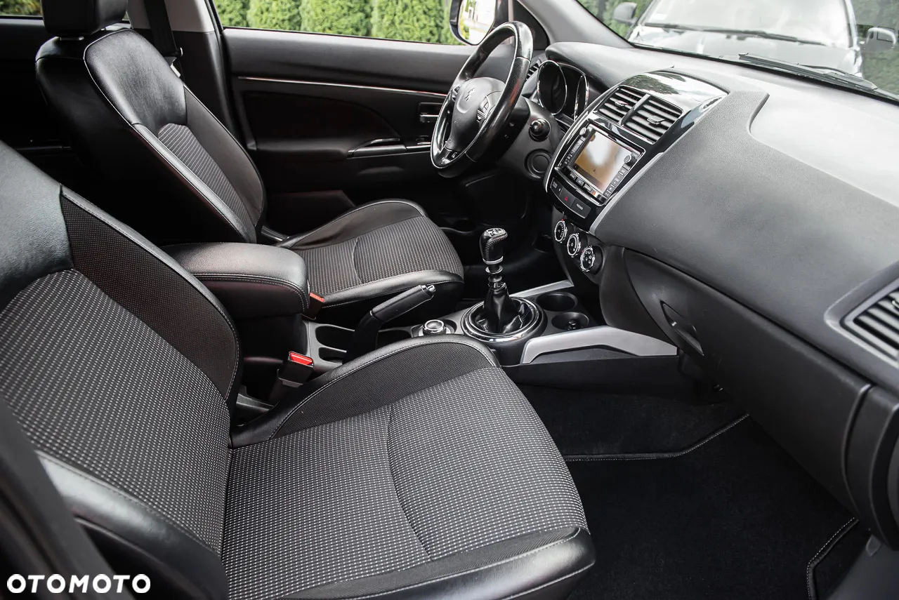 Peugeot 4008 - 32