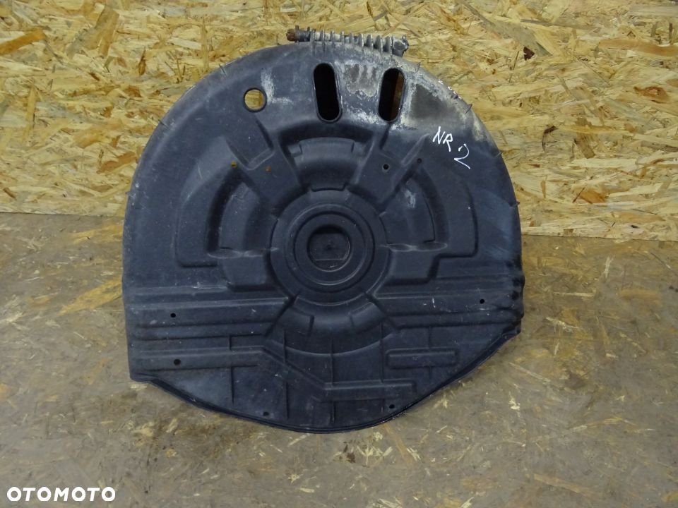 MOCOWANIE KOŁA ZAPASOWEGO WINDA BME E46 COMPACT NR2 - 1