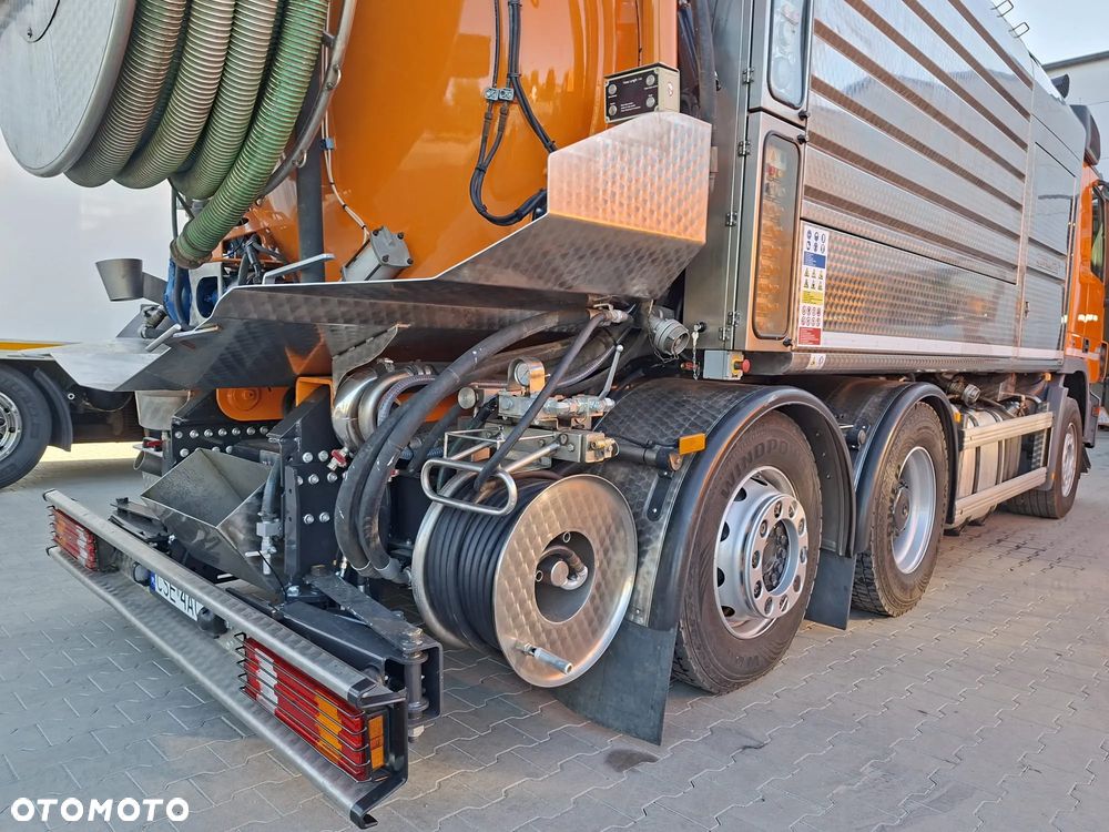 Mercedes-Benz Actros 2846 - 8