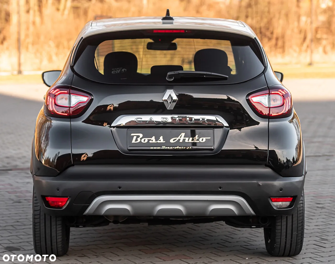 Renault Captur 1.2 Energy TCe Limited - 11