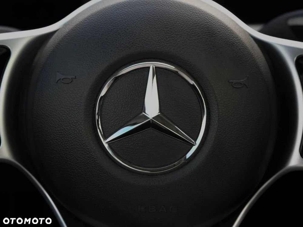 Mercedes-Benz Klasa E 220 d 4-Matic Avantgarde - 26