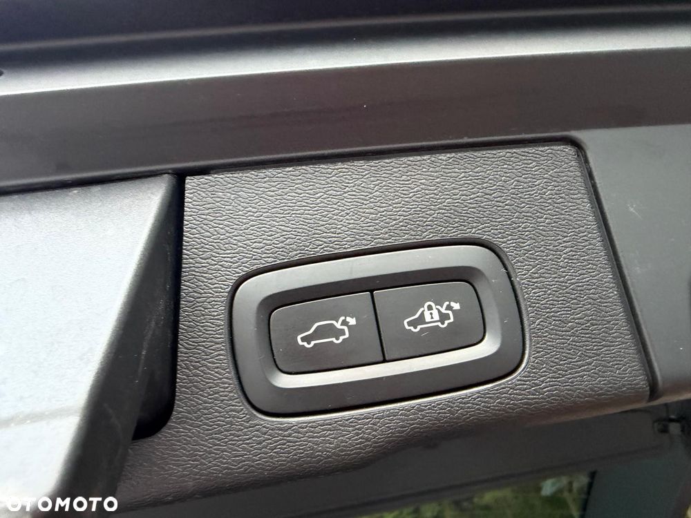 Volvo XC 60 B4 D Geartronic RDesign - 13