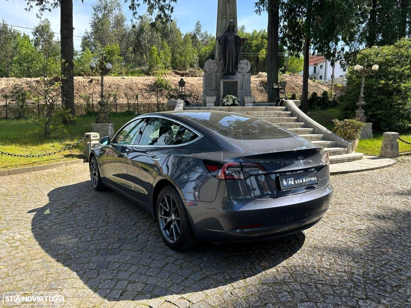 Tesla Model 3 Long-Range Dual Motor AWD - 26