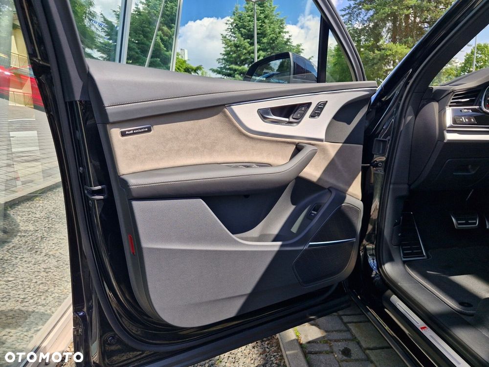 Audi Q7 55 TFSI mHEV Quattro S Line Tiptr - 31