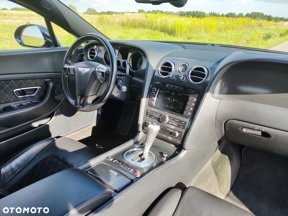 Bentley Continental GT - 18