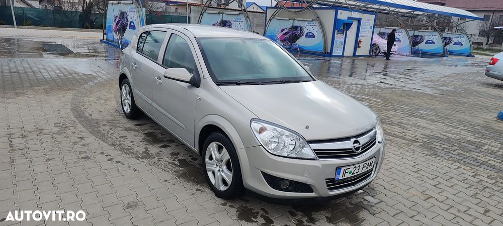 Opel Astra 1.9 CDTI Enjoy - 3