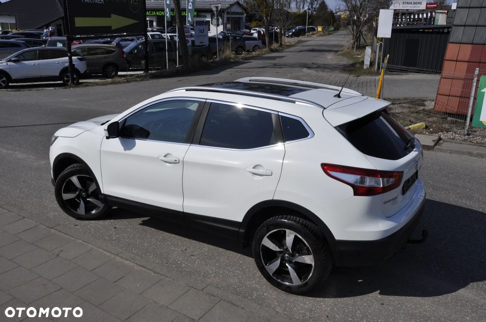 Nissan Qashqai 1.6 dCi Tekna S&S - 8