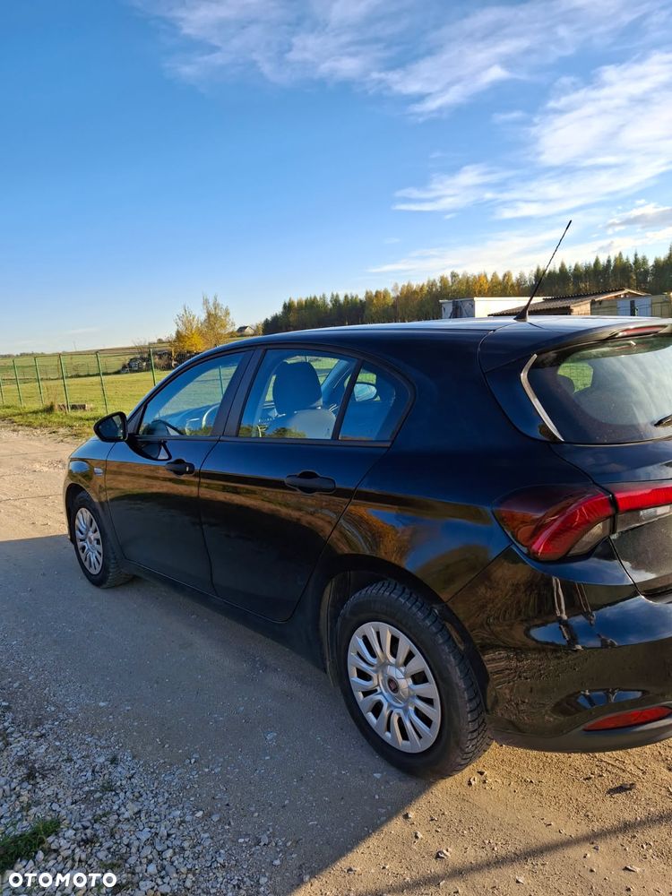 Fiat Tipo 1.4 T-Jet 16v Street - 4