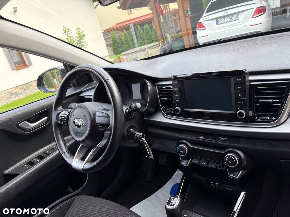 Kia Rio - 9