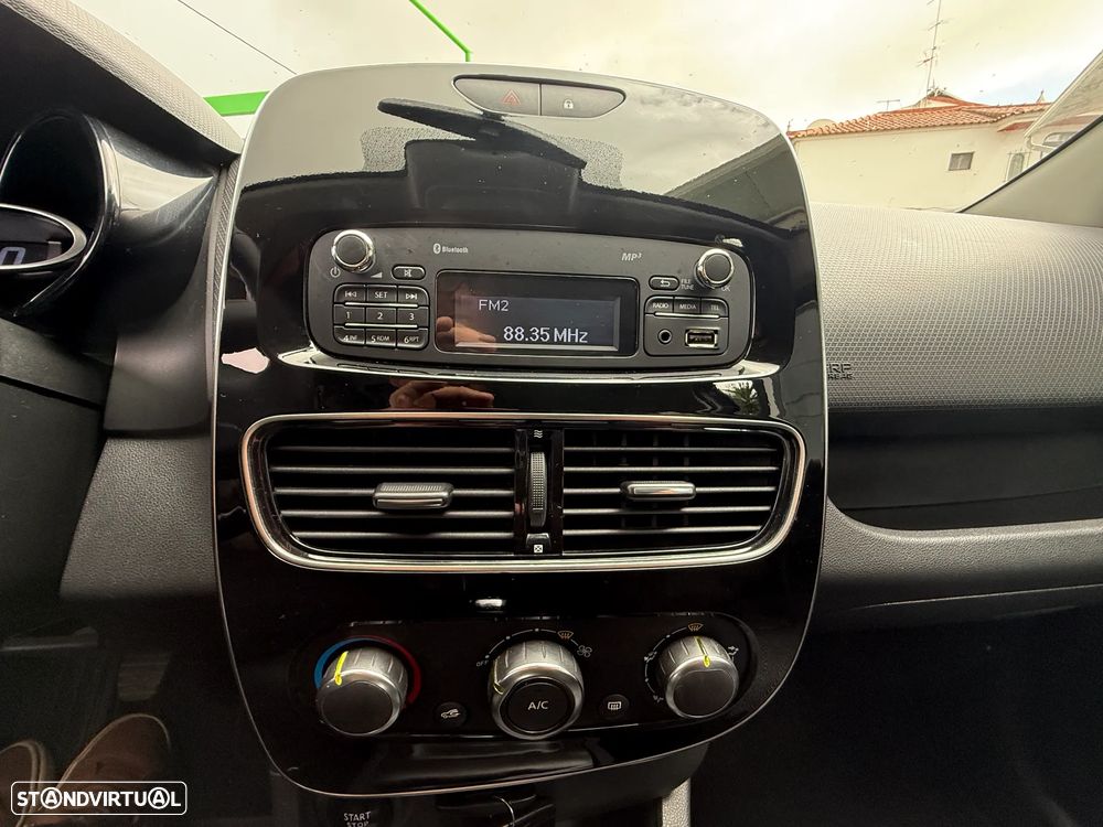 Renault Clio 1.5 dCi Zen - 21