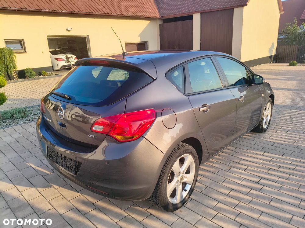 Opel Astra - 6