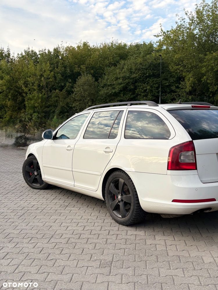 Skoda Octavia 1.8 TSI Family Plus - 5