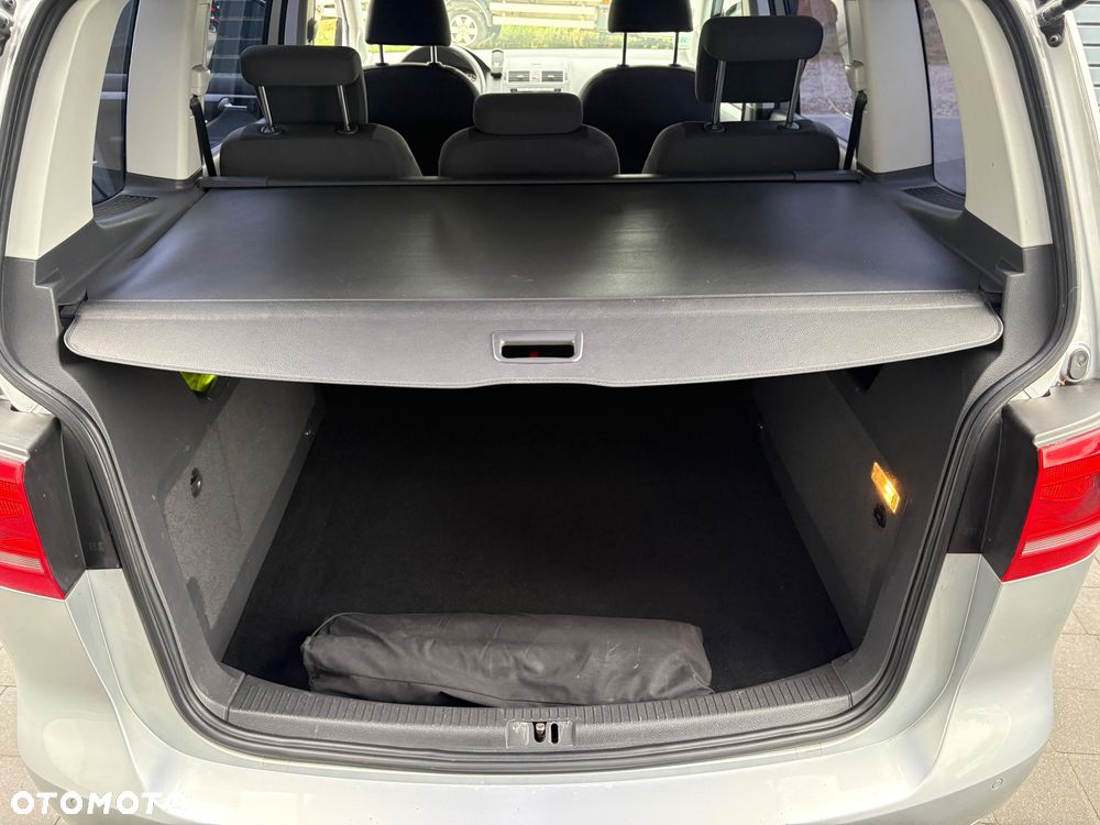 Volkswagen Touran 1.6 TDI BMT Trendline - 18
