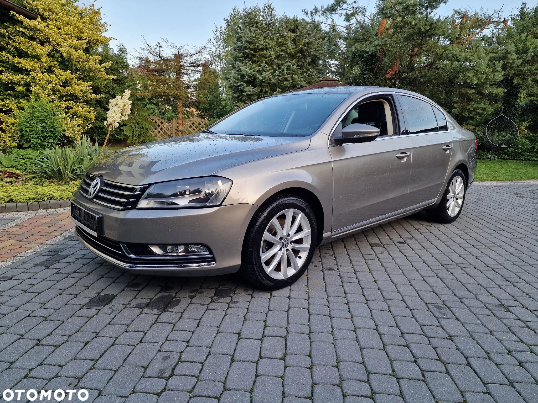 Volkswagen Passat 1.8 TSI DSG Highline - 1