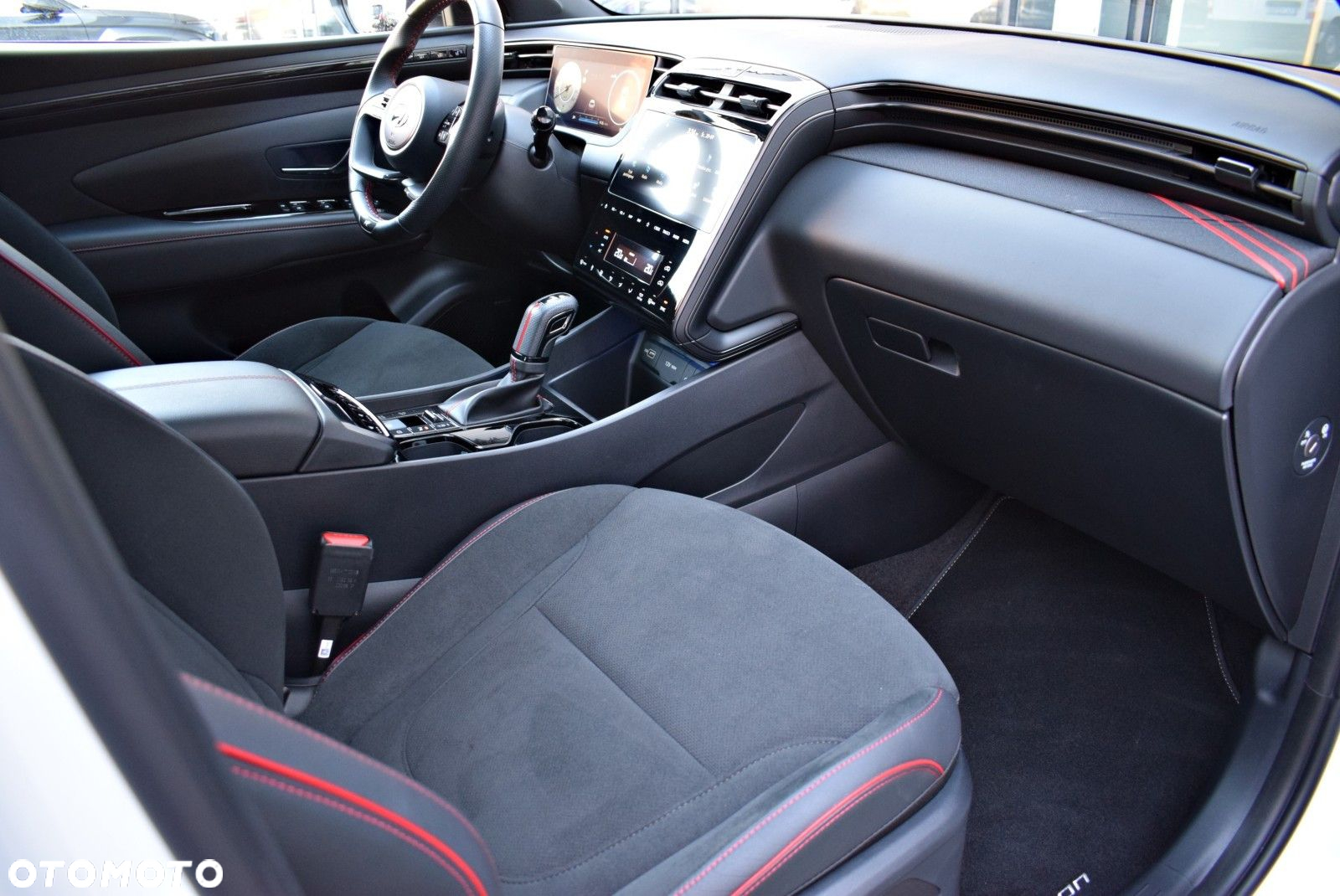 Hyundai Tucson - 13