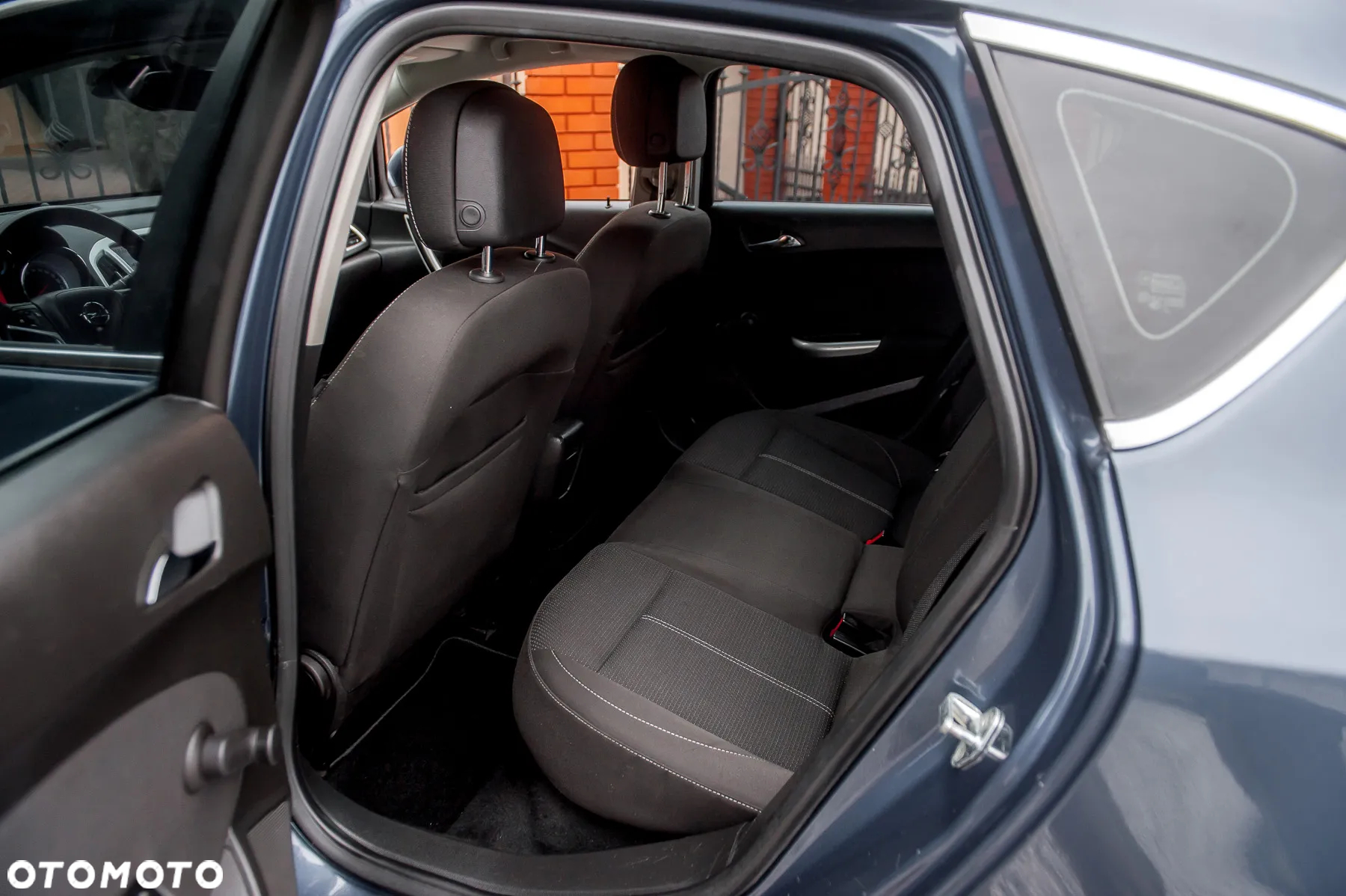 Opel Astra 1.6 Turbo Edition Sport - 18