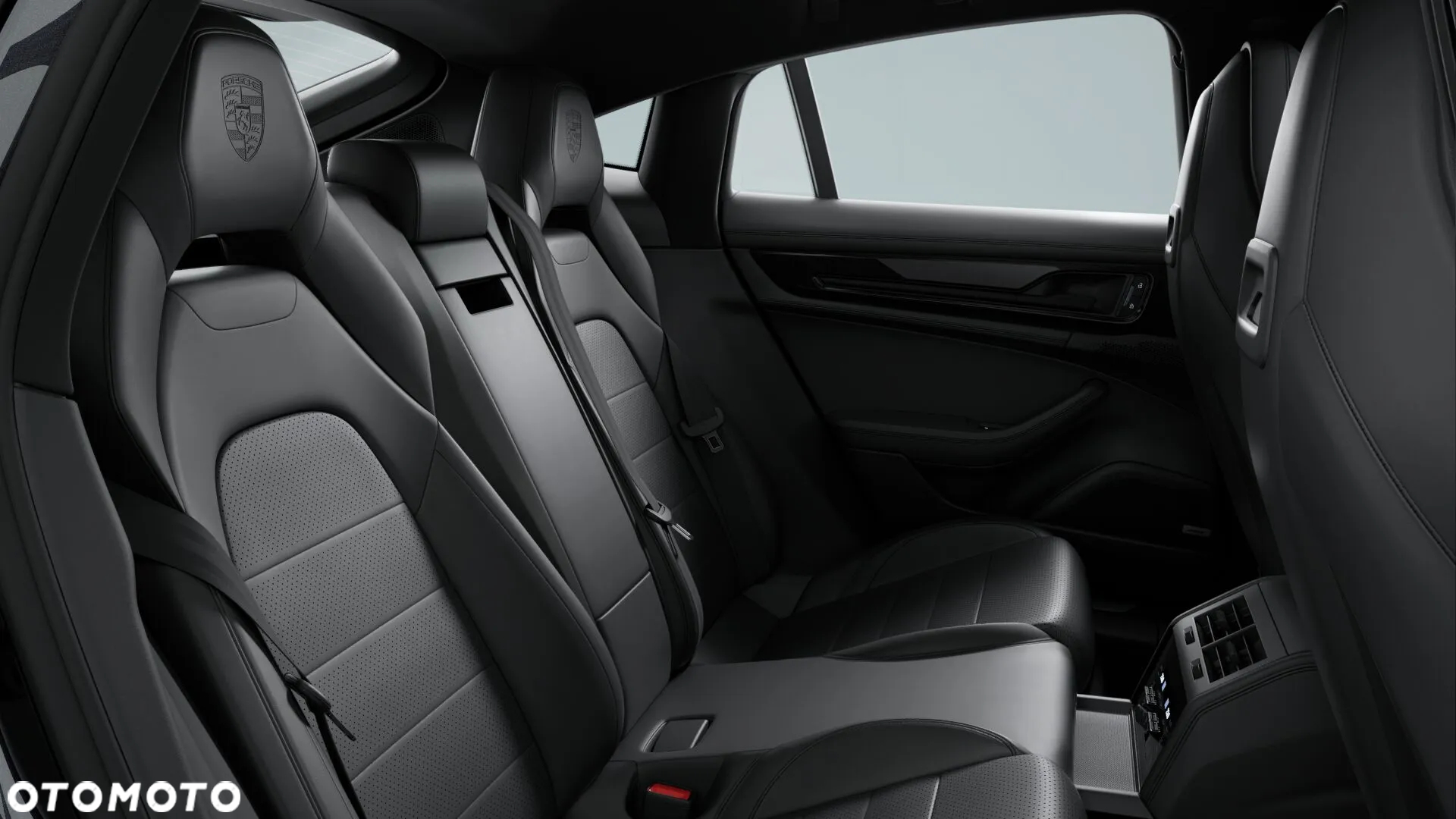 Porsche Panamera 4 E-Hybrid PHEV - 6