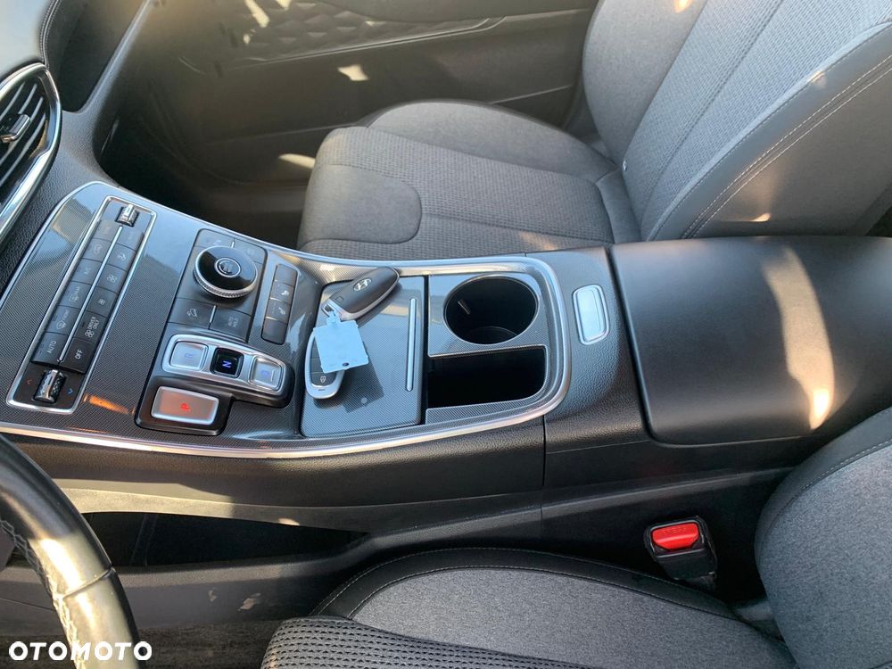 Hyundai Santa Fe 1.6 HEV 2WD 6-Sitzer Signature - 21