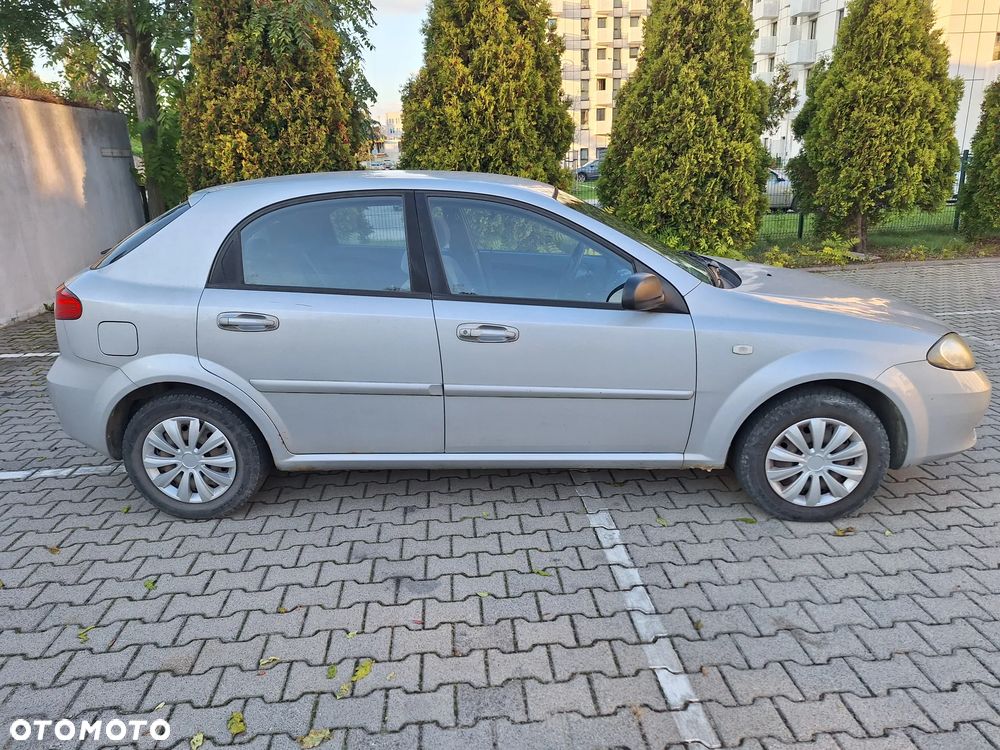 Chevrolet Lacetti 1.4 SE / Star - 7