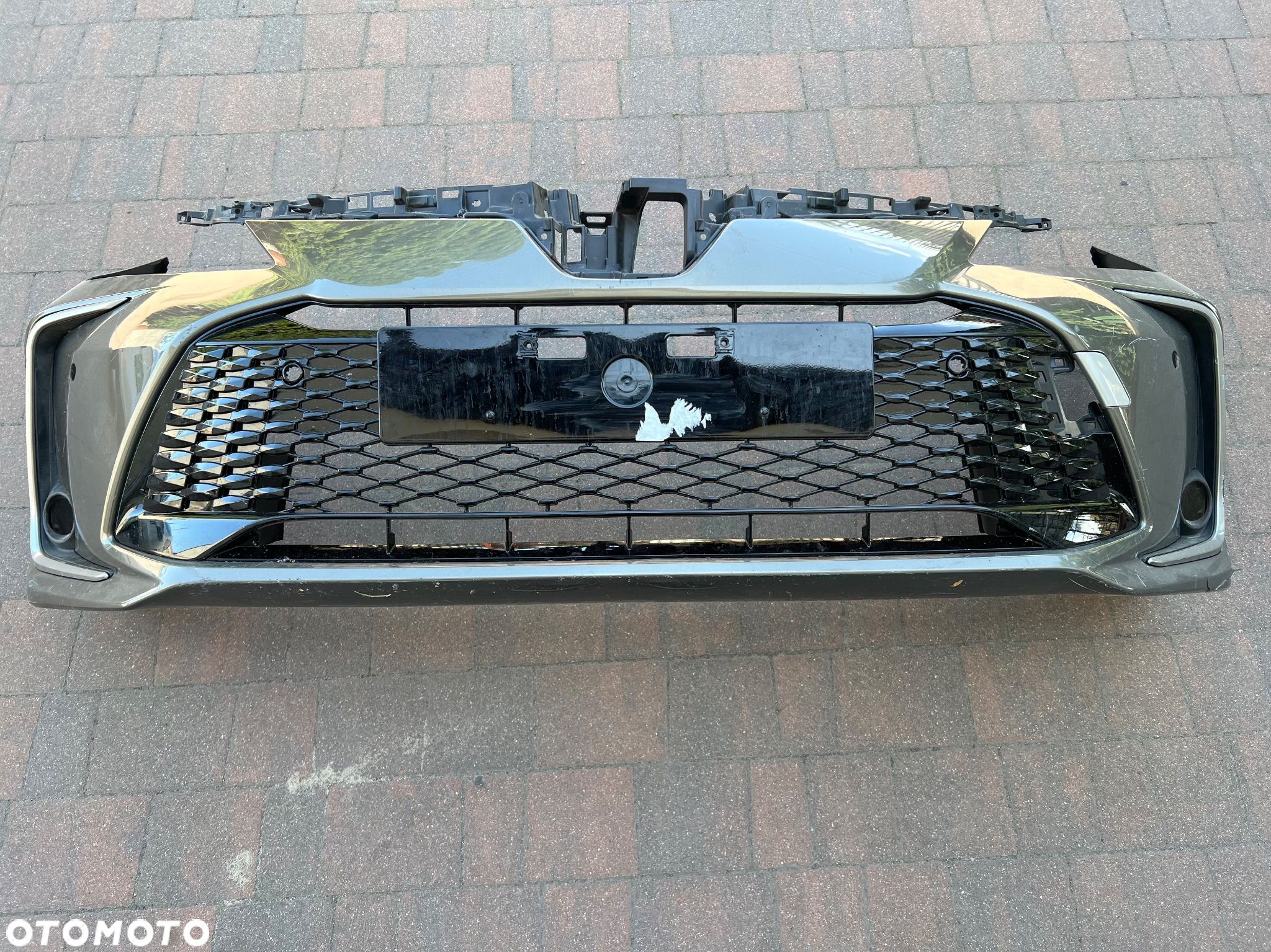 ZDERZAK PRZÓD PRZEDNI TOYOTA COROLLA E21 GR  SEDAN LIFT 22- - 1