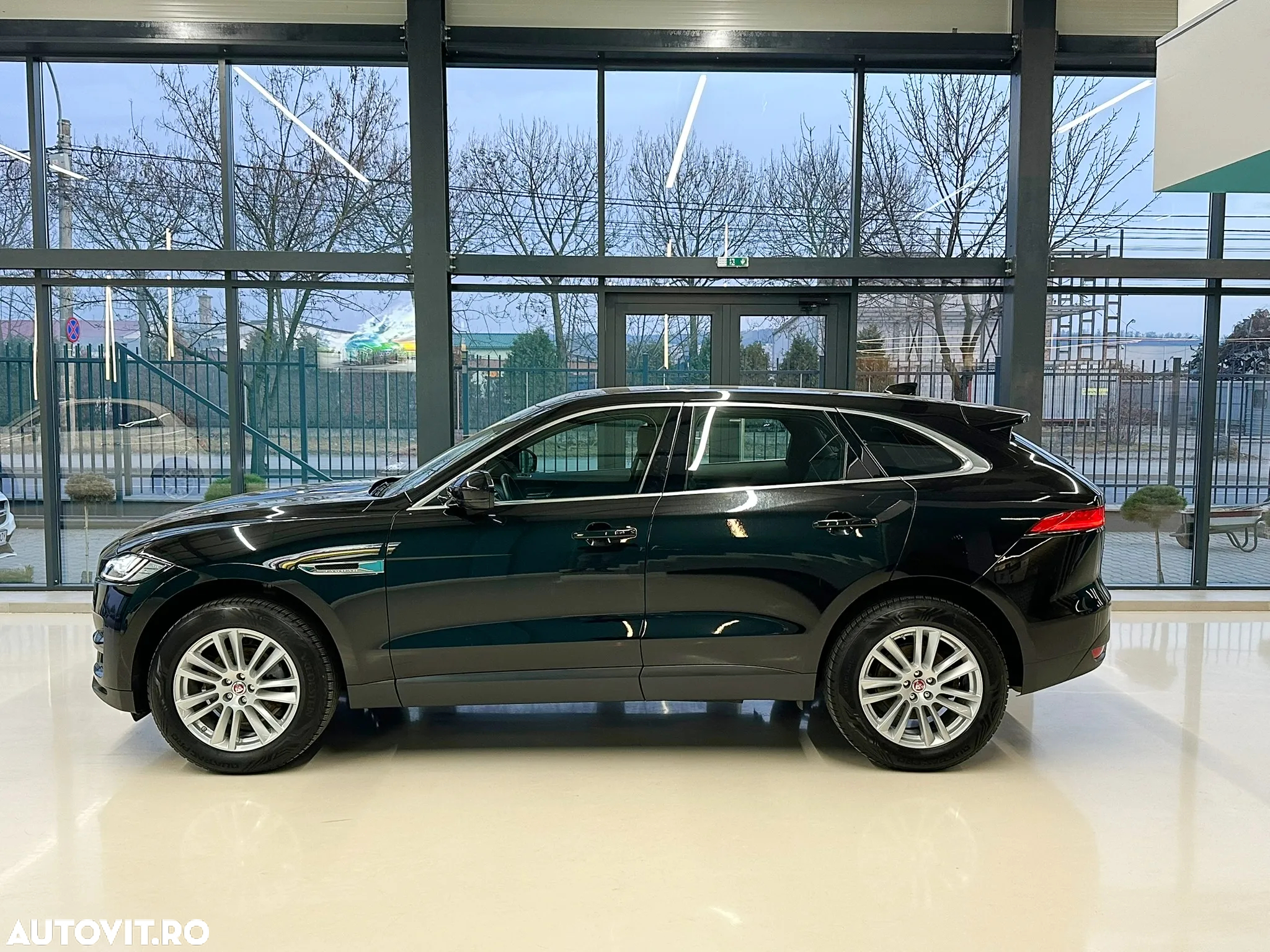 Jaguar F-Pace 20d AWD Aut. Portfolio - 10