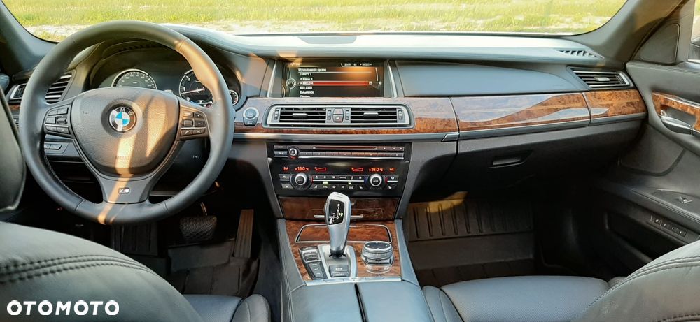 BMW Seria 7 750d xDrive - 6
