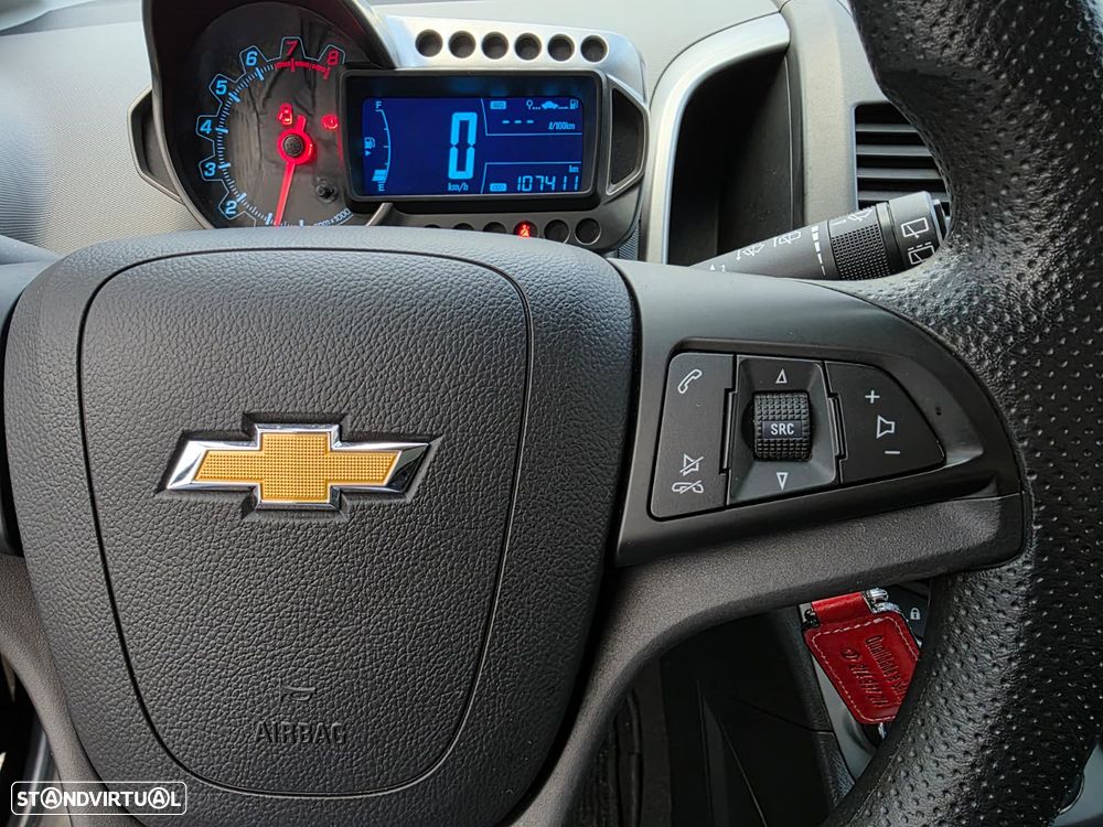 Chevrolet Aveo 1.2 LTZ - 19