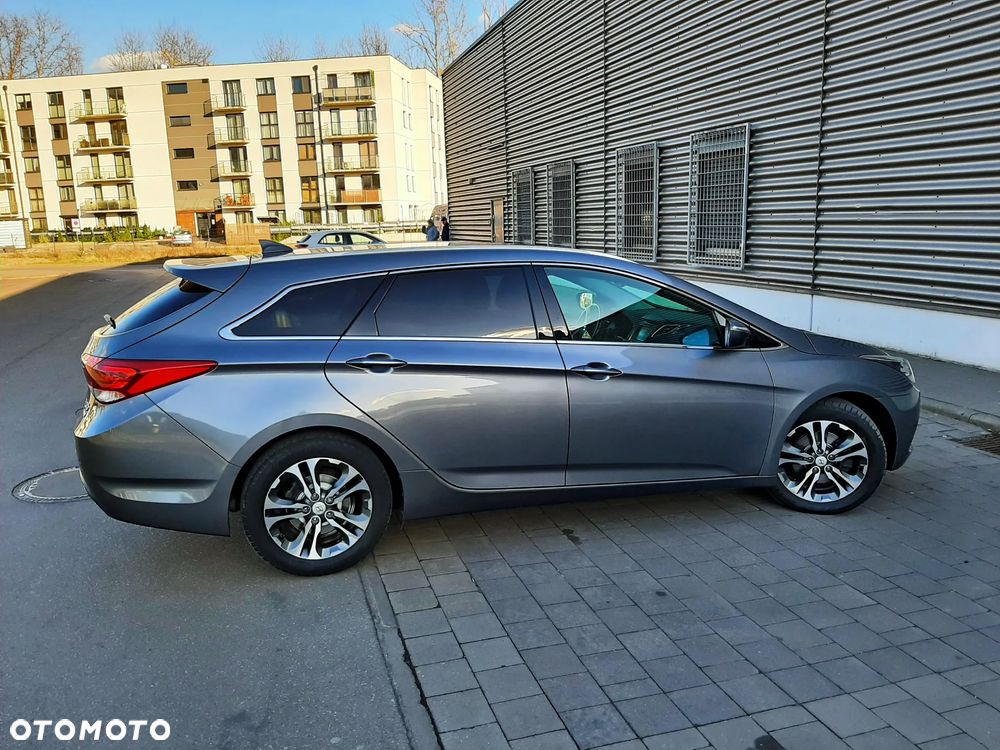 Hyundai i40 Kombi 1.7 CRDi DCT Trend - 5