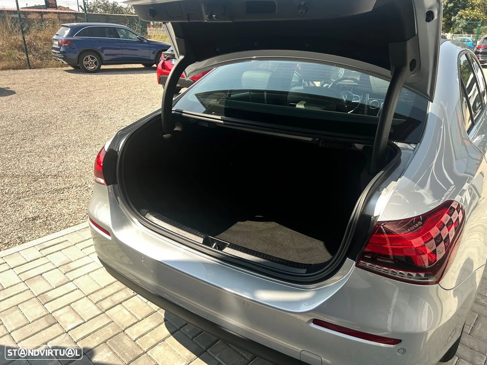 Mercedes-Benz A 180 Limousine d Business Solutions Frota Aut. - 20