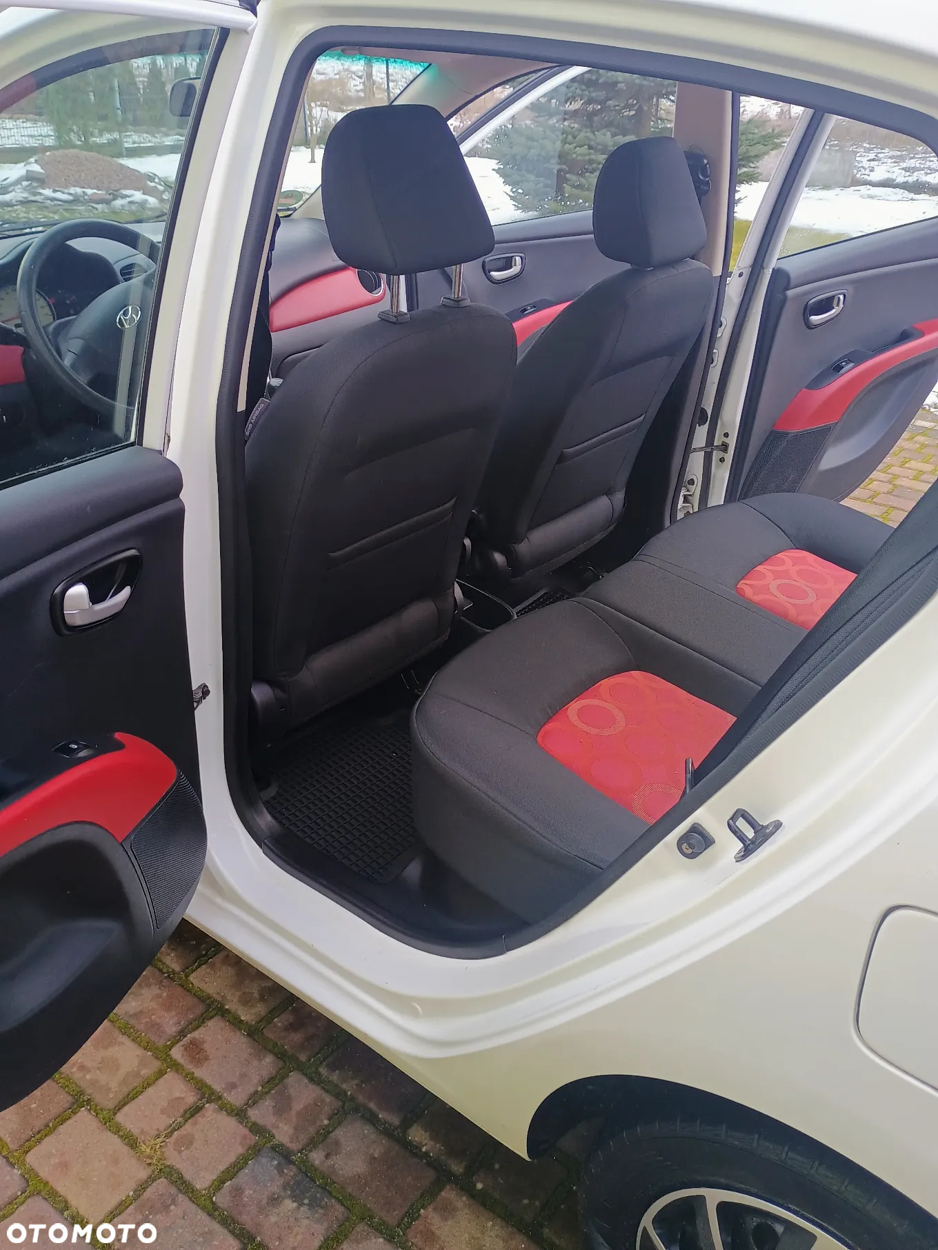Hyundai i10 1.1 Edition Plus - 14