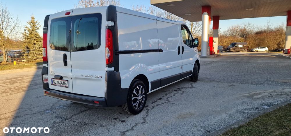 Opel Vivaro - 5