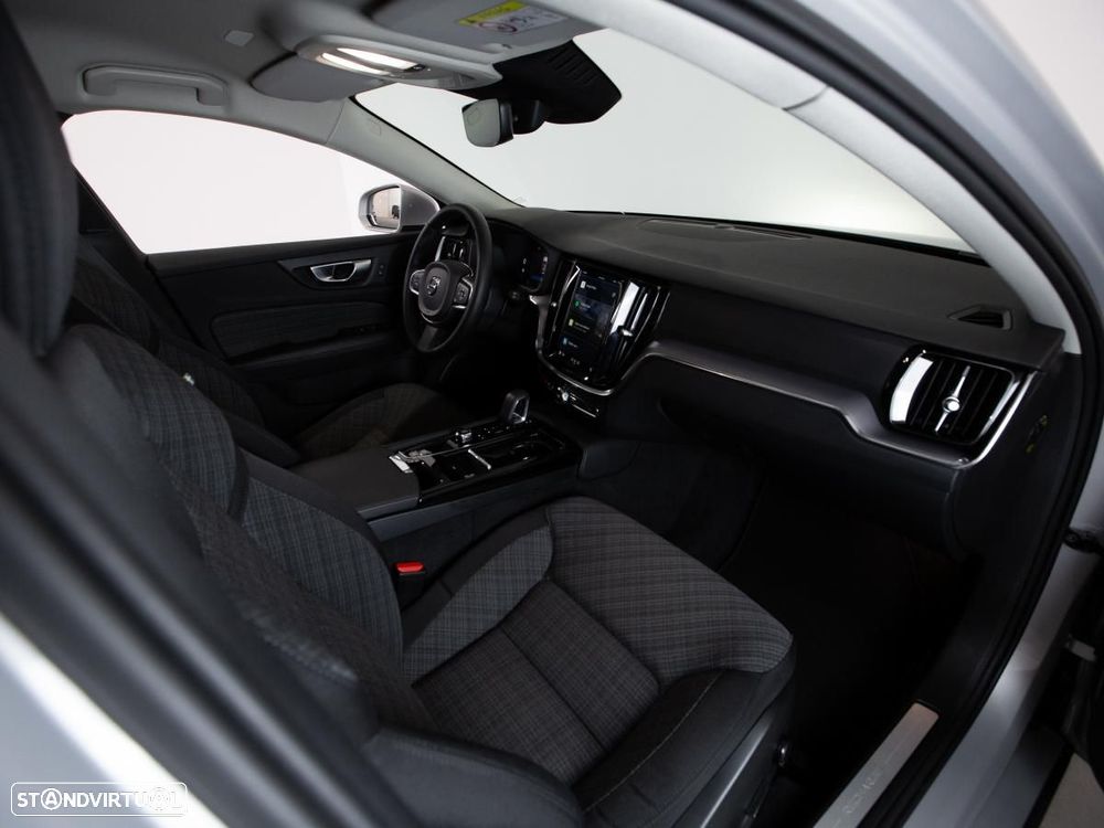 Volvo V60 2.0 T6 AWD TE Core - 9