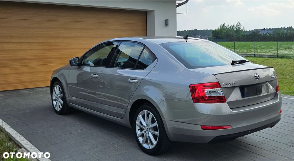 Skoda Octavia 1.4 TSI Edition DSG - 5