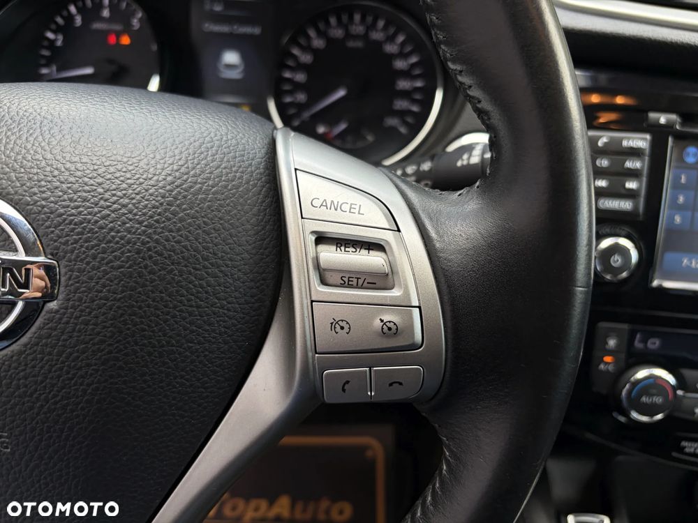 Nissan Qashqai 1.6 DIG-T N-Connecta - 24