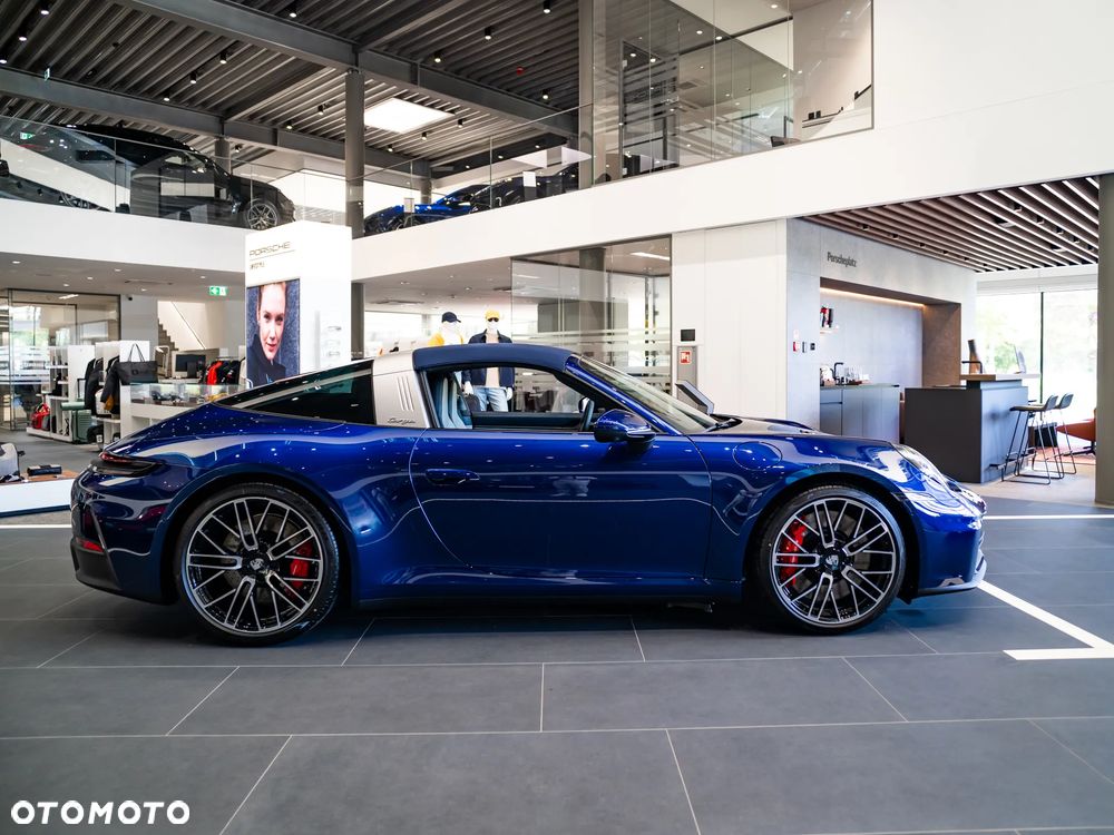 Porsche 911 Targa 4S - 10