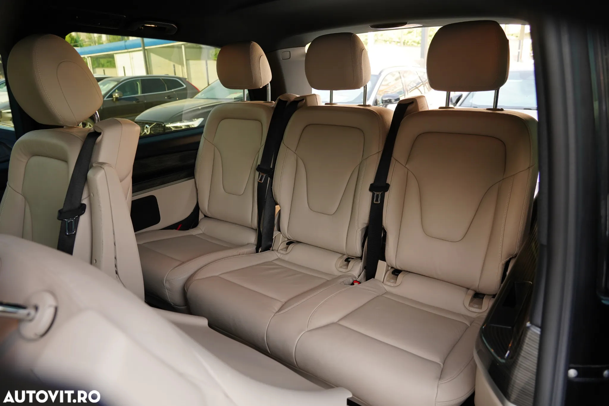 Mercedes-Benz V 250 d extralang 4Matic 9G-TRONIC Avantgarde Edition 2023 - 19