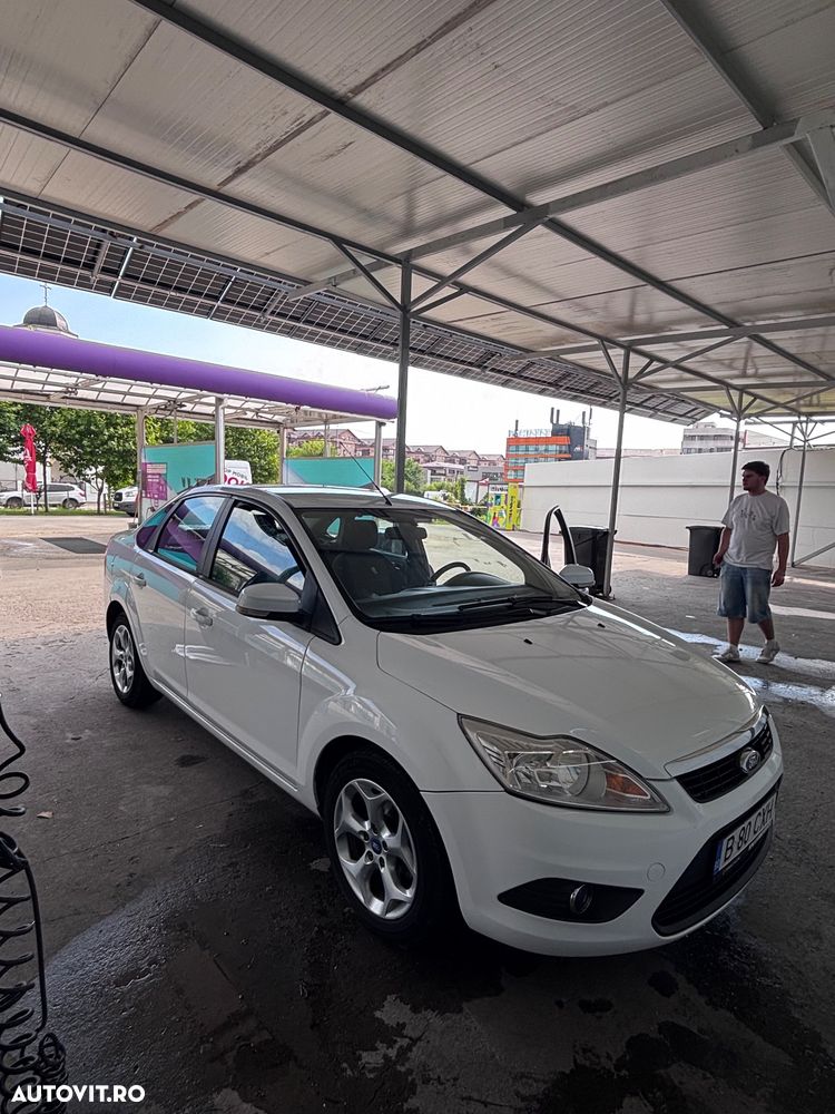 Ford Focus 1.6 TDCi Ambiente - 1