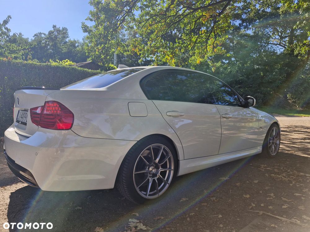 BMW Seria 3 325d - 12