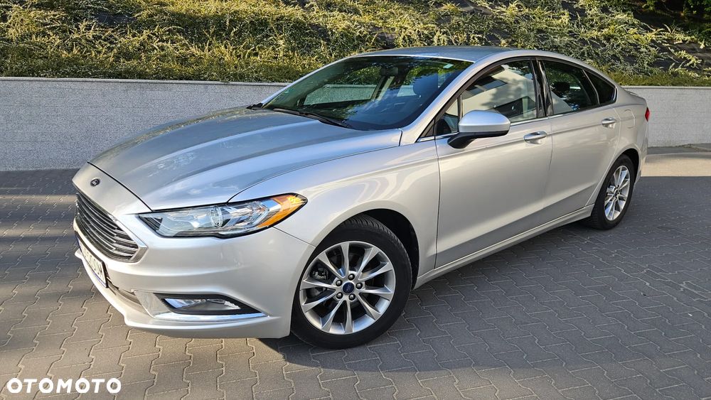 Ford Fusion - 37